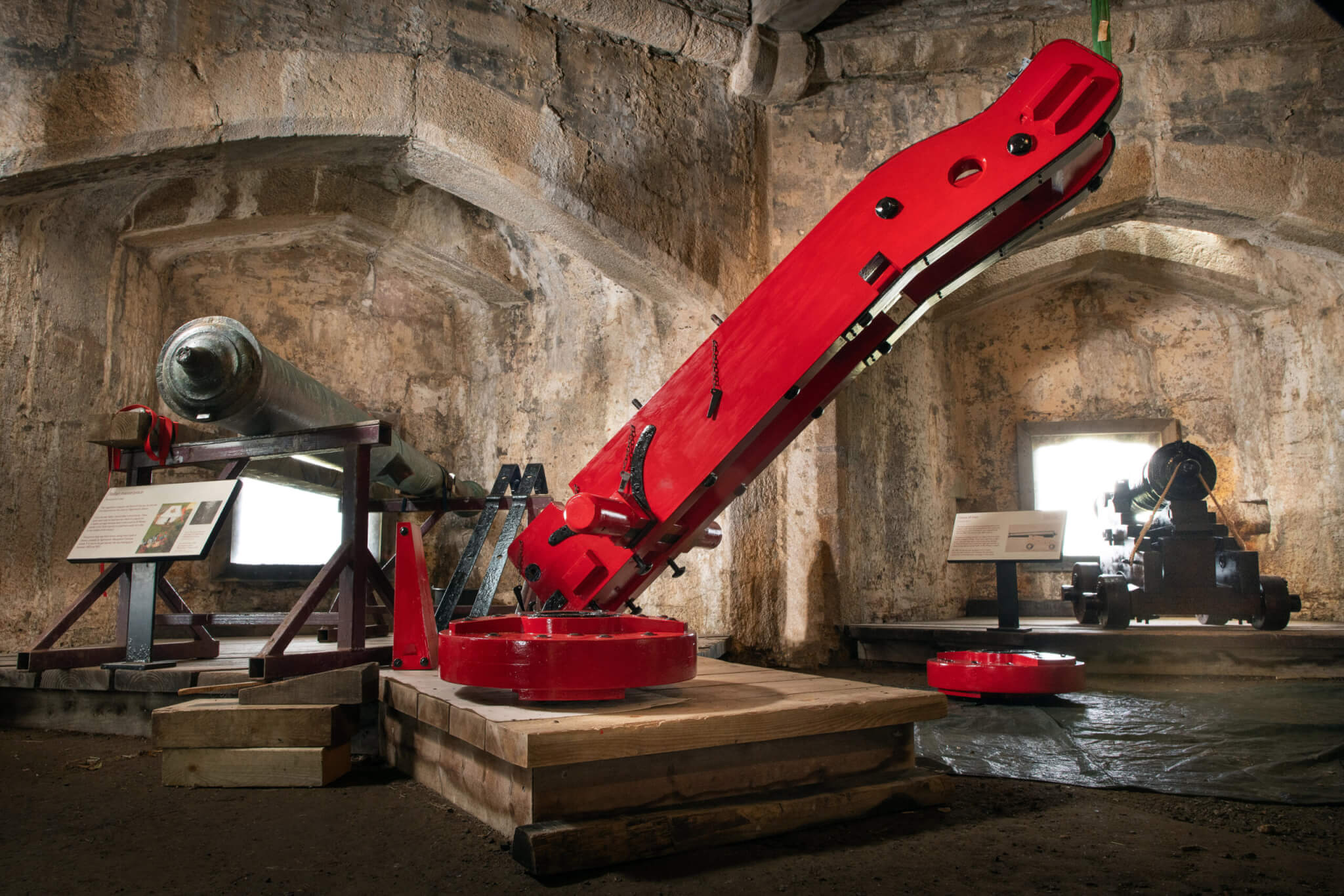 Cannon conservation at St Mawes Castle.