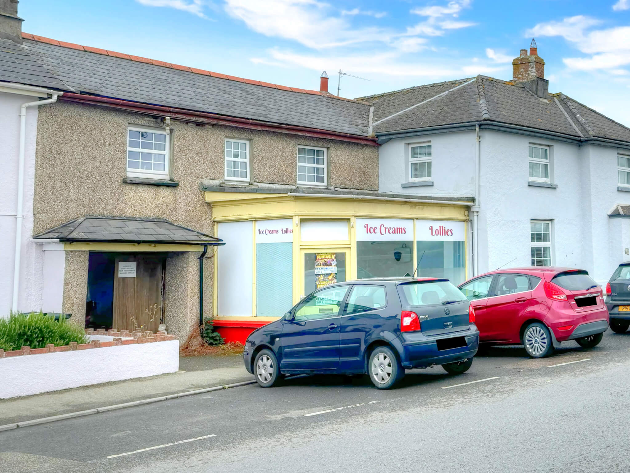 UNDER HAMMER – Shop, The Crescent, Bude