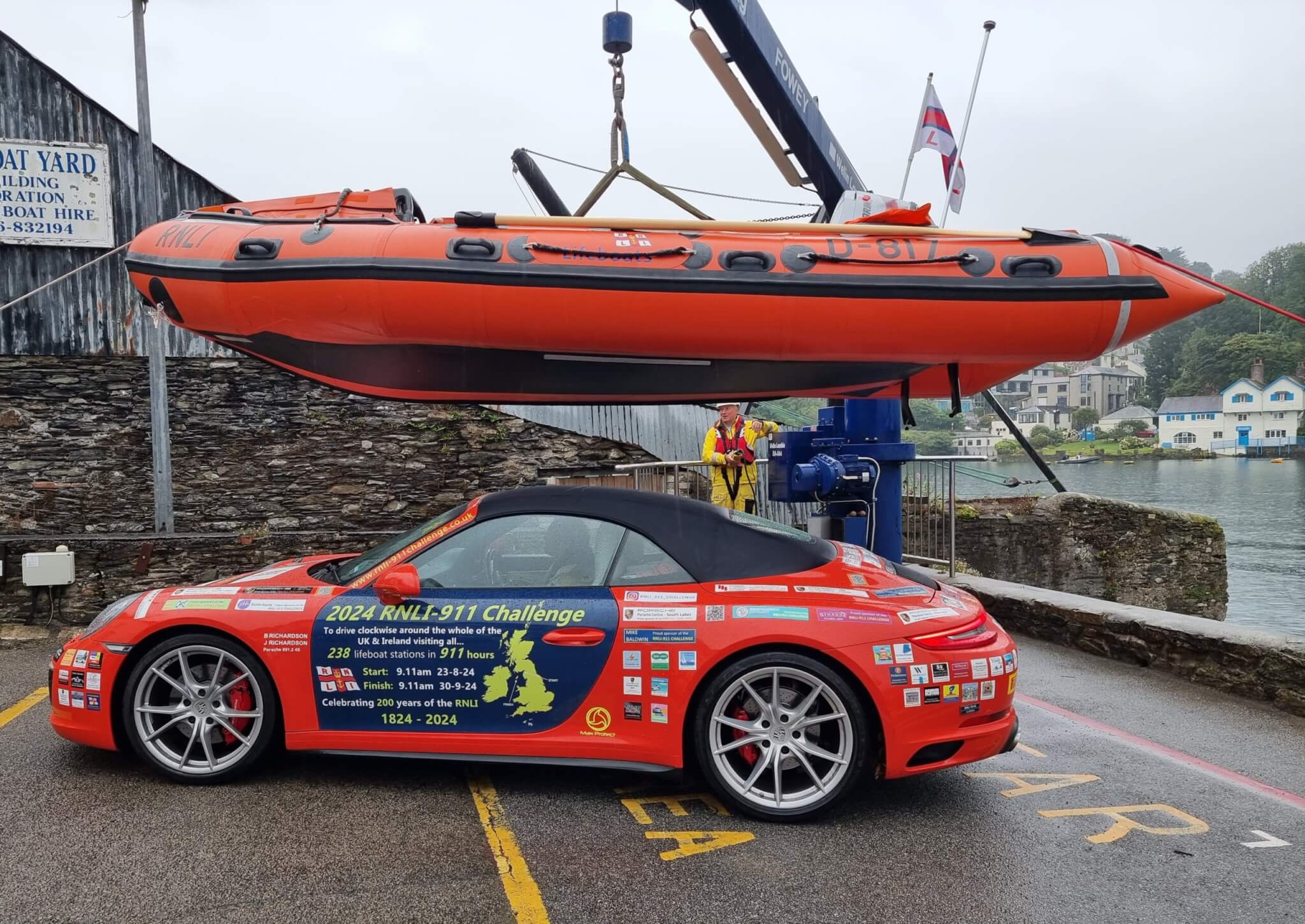 porsche_911_pit_stop_at_fowey_rnli_on_fundraising_journey_to_buy_a_lifeboat3