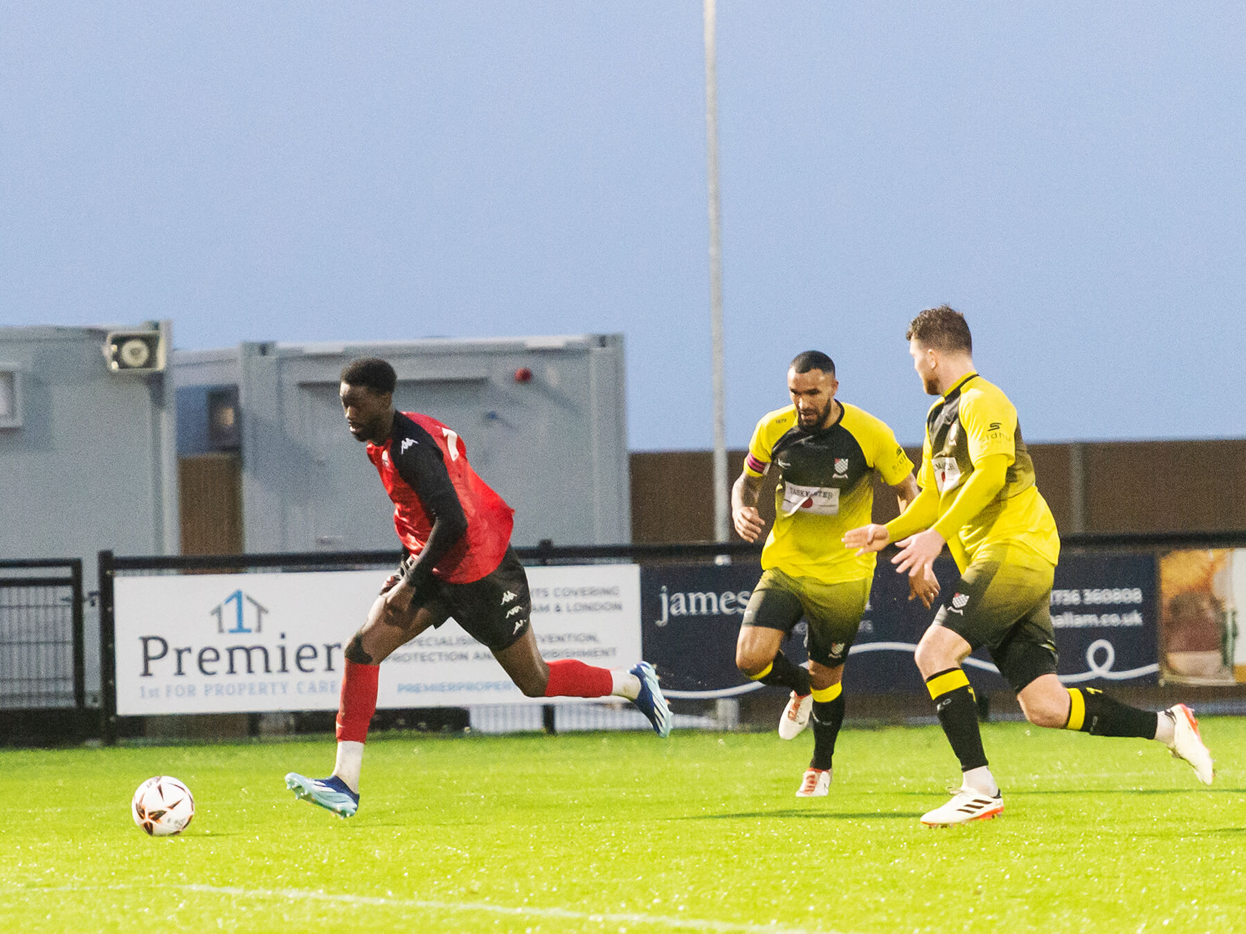 Truro City v Chesham Utd 23–11-24