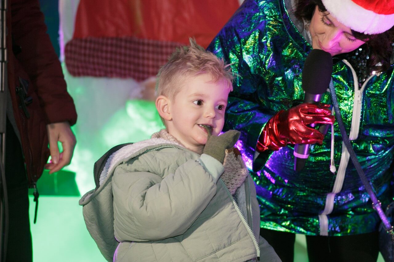 Louis steals the lights show2