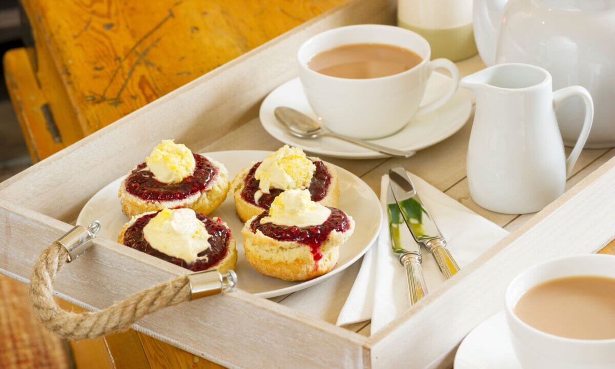 A Local’s Guide to Cornwall’s Best Cream Teas: Where to Find the ...