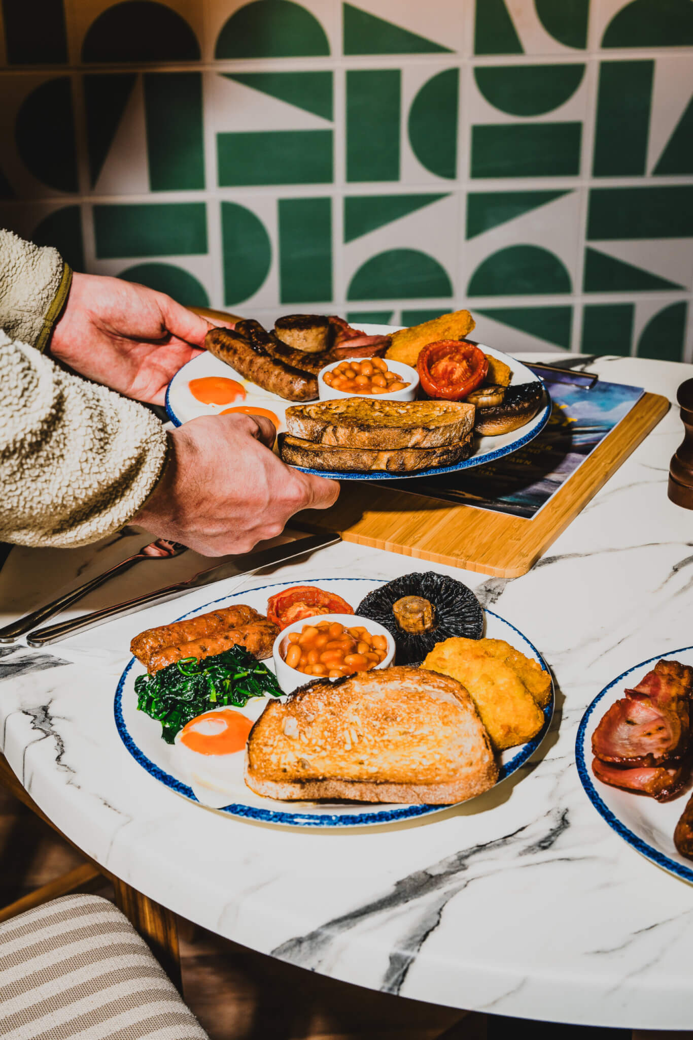 Padstow breakfast 1 – Image Credit_ Meor Studio