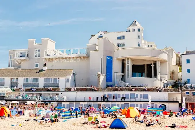 Tate St Ives on Porthmeor Beach in summer