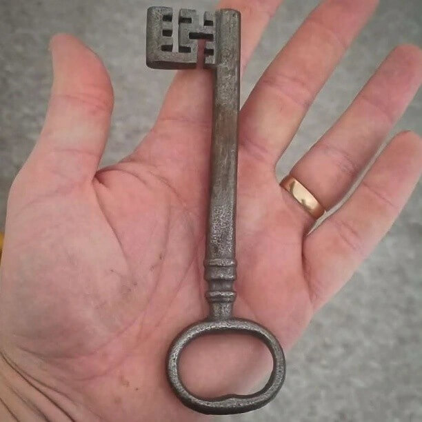 The long-lost key to the Graylands safe