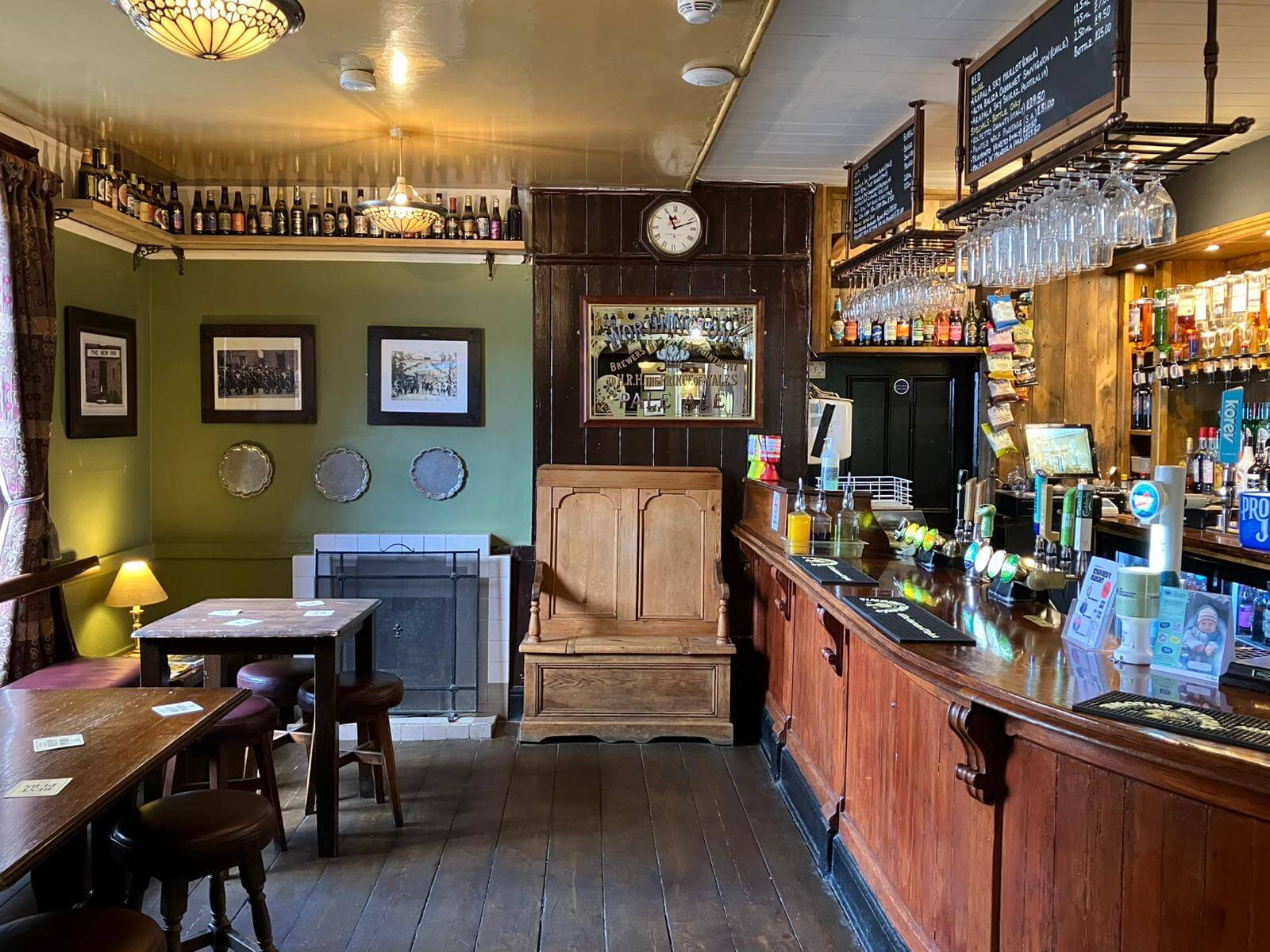 The low bar inside The New Inn, Tywardreath
