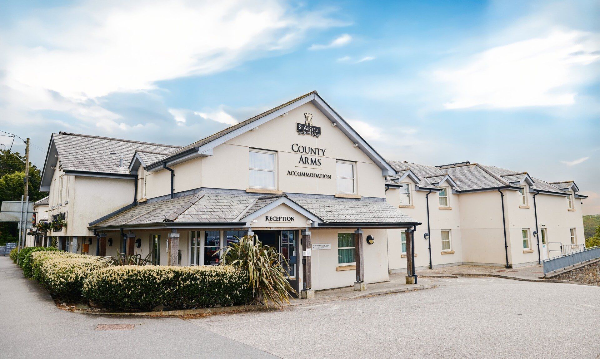 The County Arms pub and accommodation in Truro