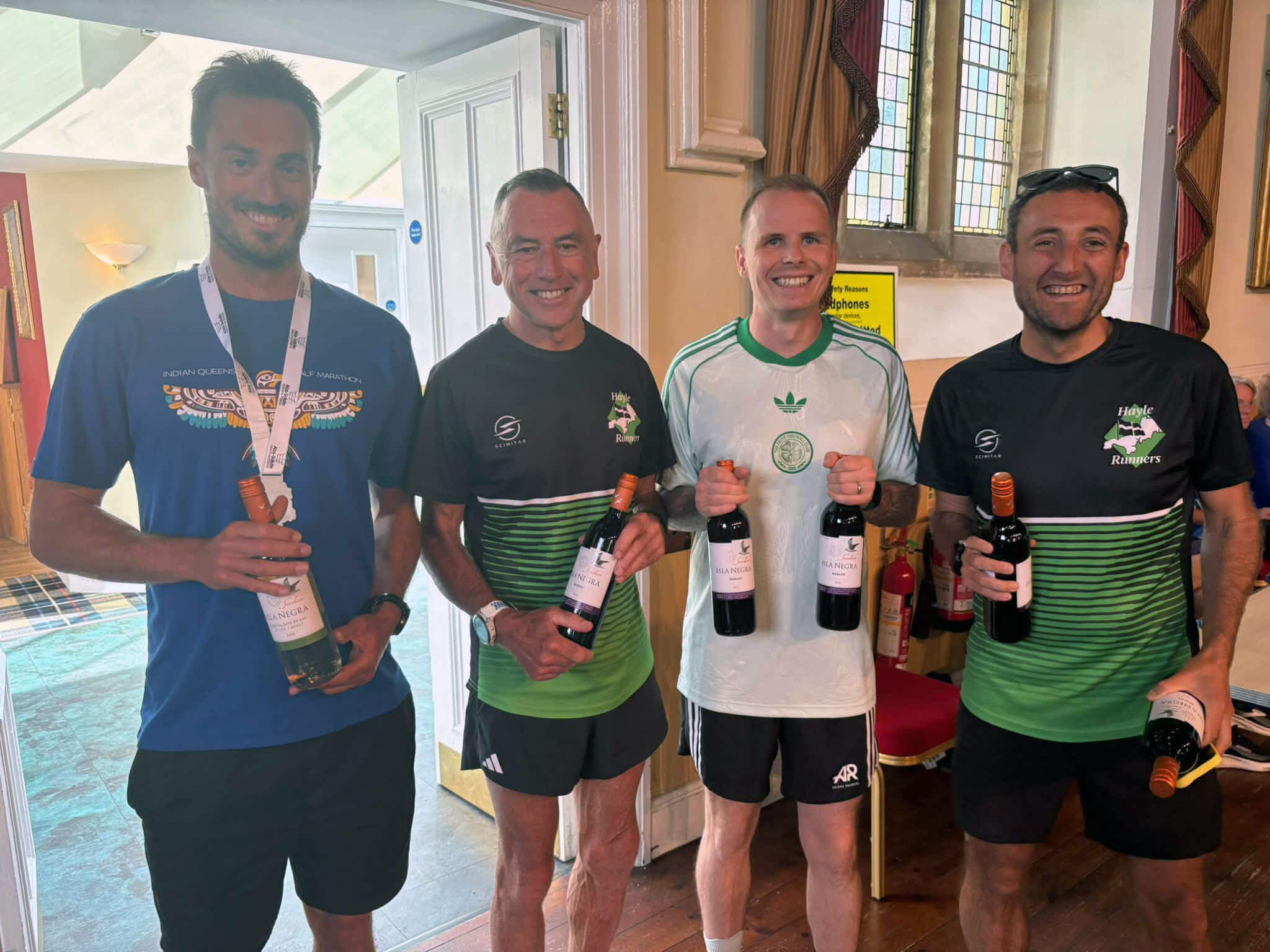 Hayle Runners' men's team at Treggy 7