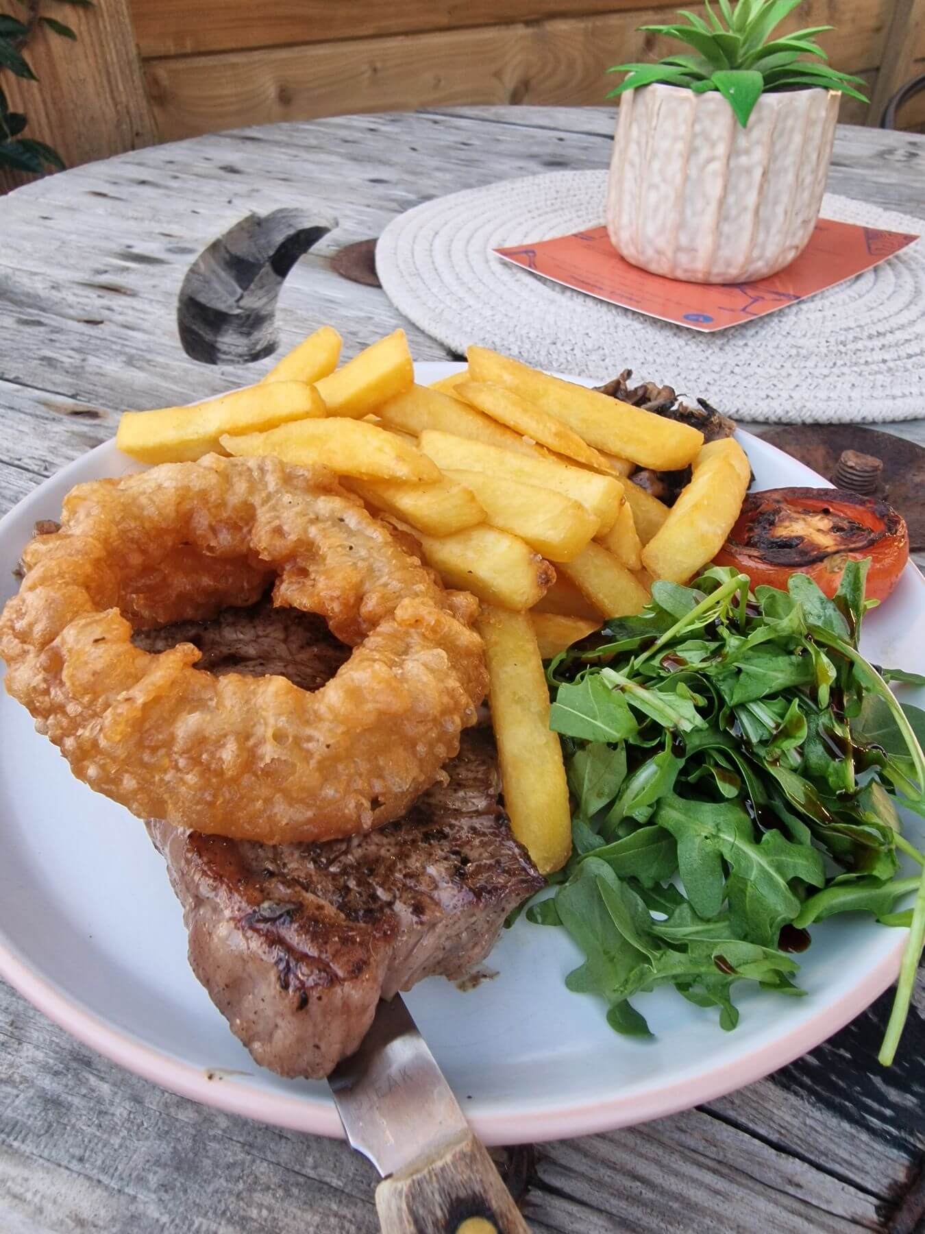 Steak, chips and onion ring at Tregavone Kitchen