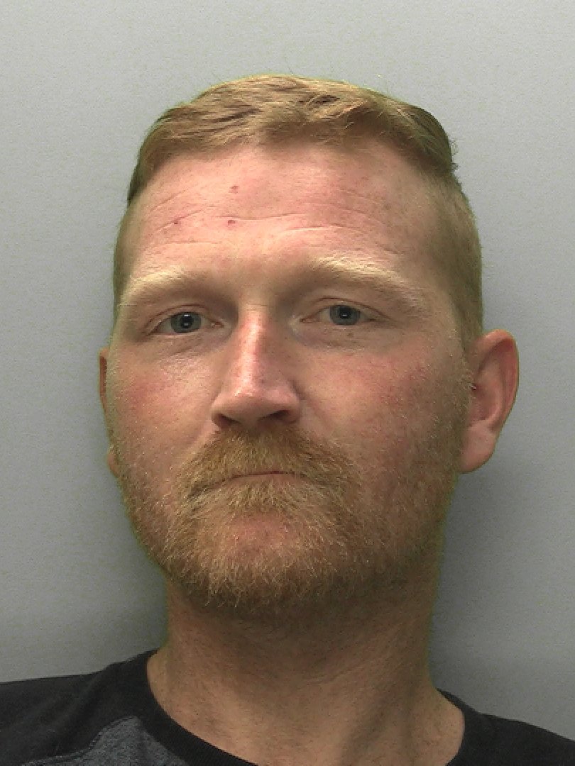 Police custody photo of Jonathan Simpson