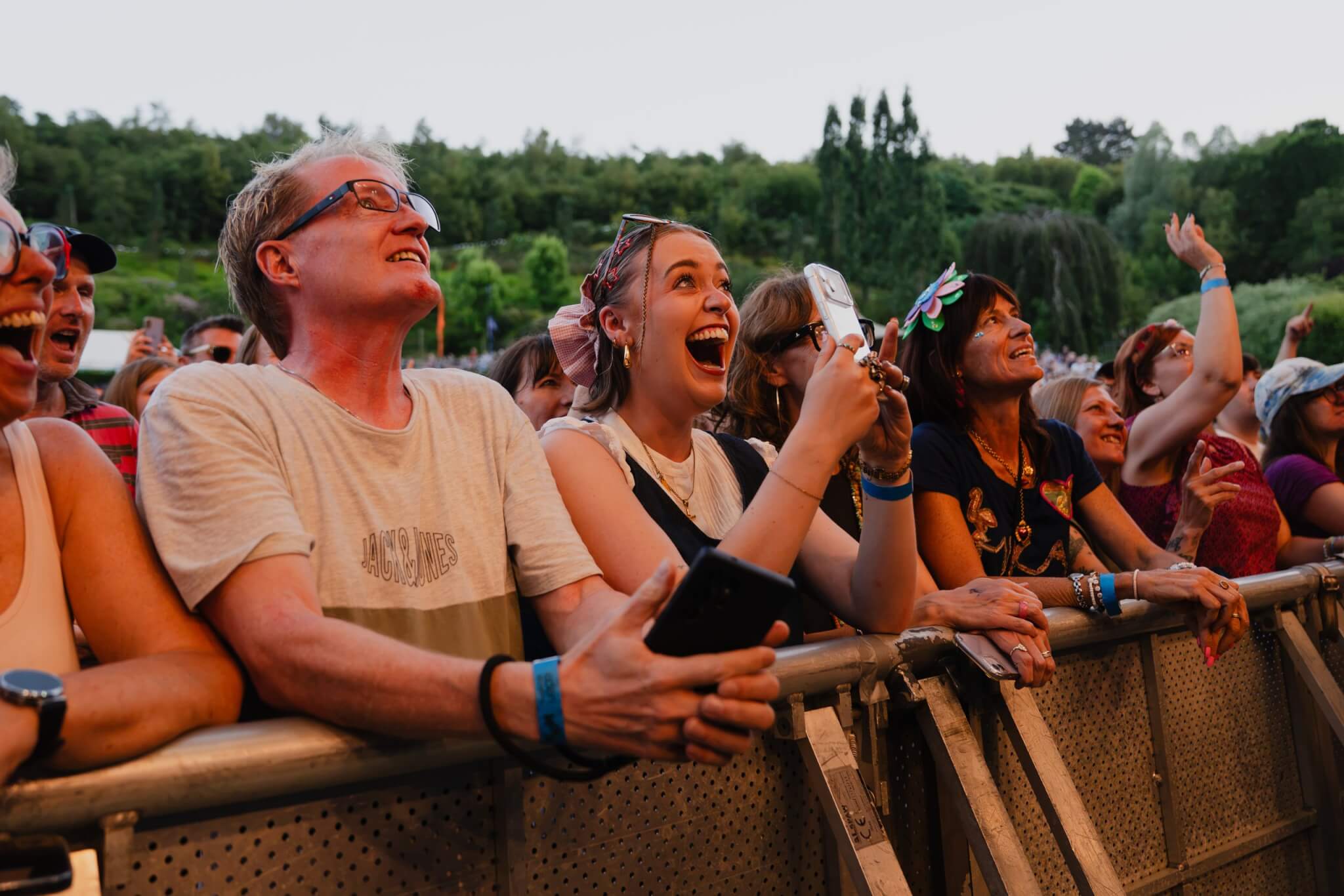 Fans singing at the barrier at the Eden Sessions