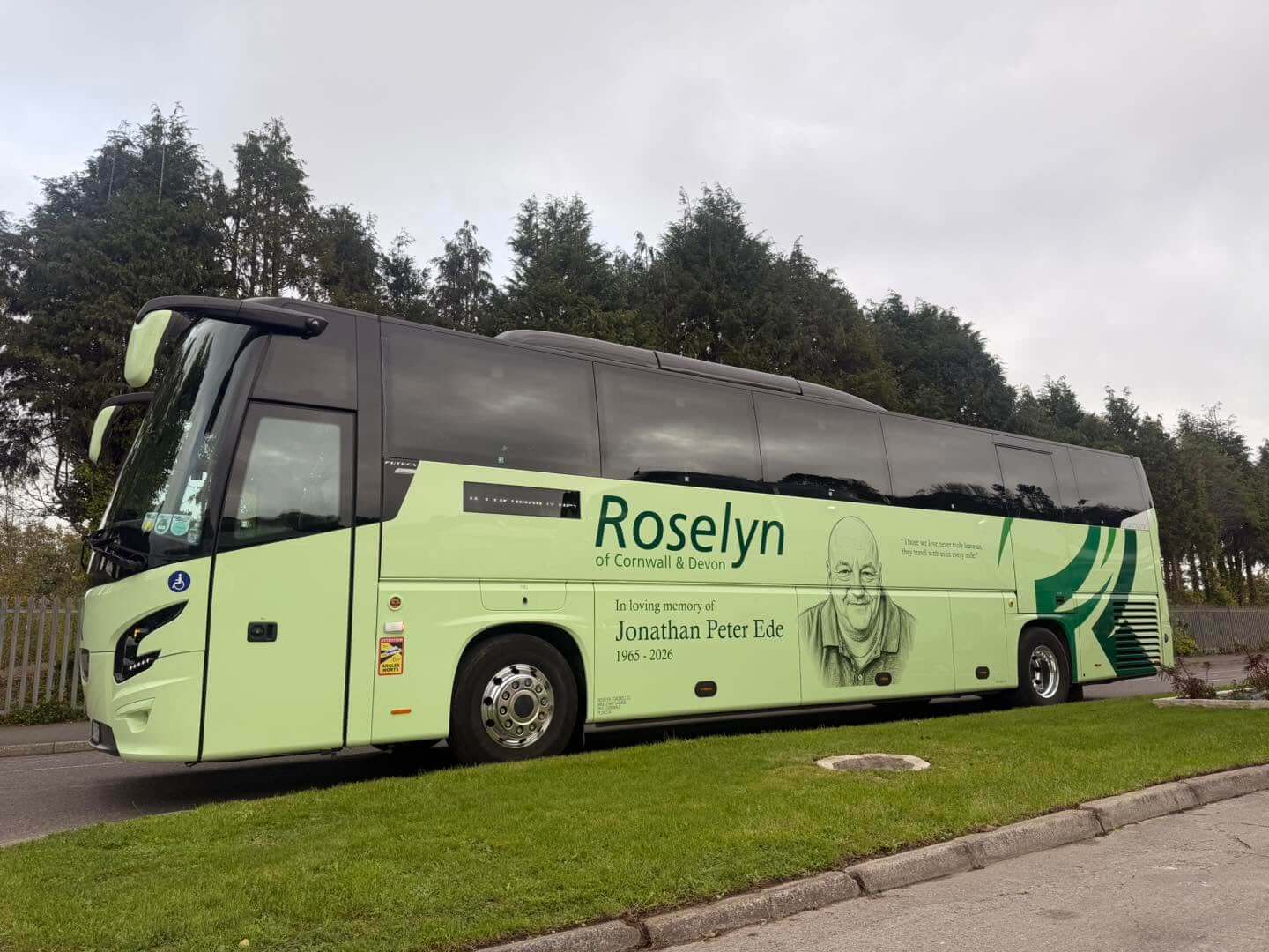 Roselyn coach in memorial livery for Jonathan Ede