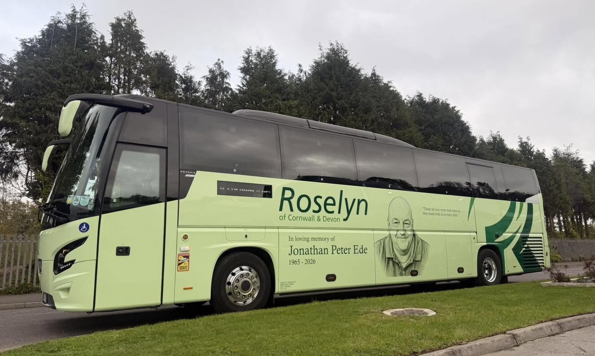 Roselyn coach in memorial livery for Jonathan Ede