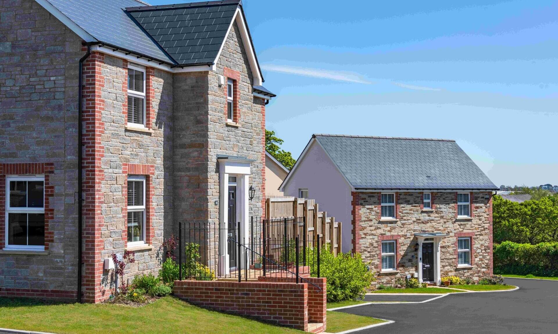 New stone and brick homes at Treledan, Saltash